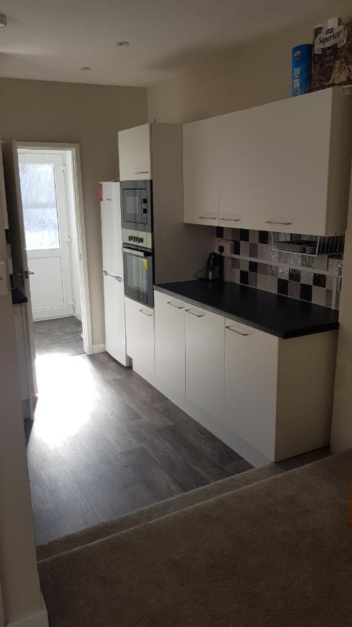 Art Studio Apartment Briton Ferry Exterior photo